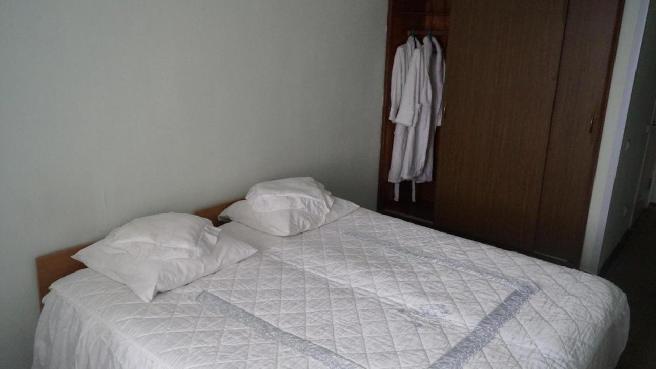 Sanatoriy-Hotel Feofaniya Kiev Bagian luar foto